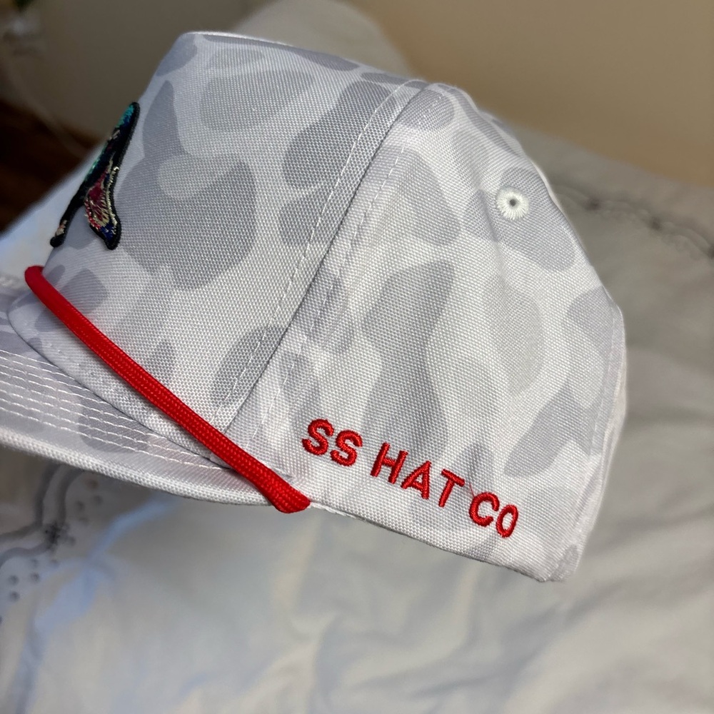 Southern String Hat - Picture 3 of 5